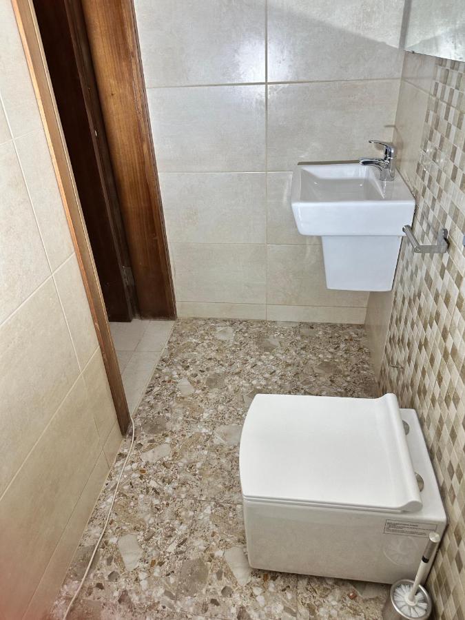 Westlands Tower - Ghana Villas 阿克拉 外观 照片